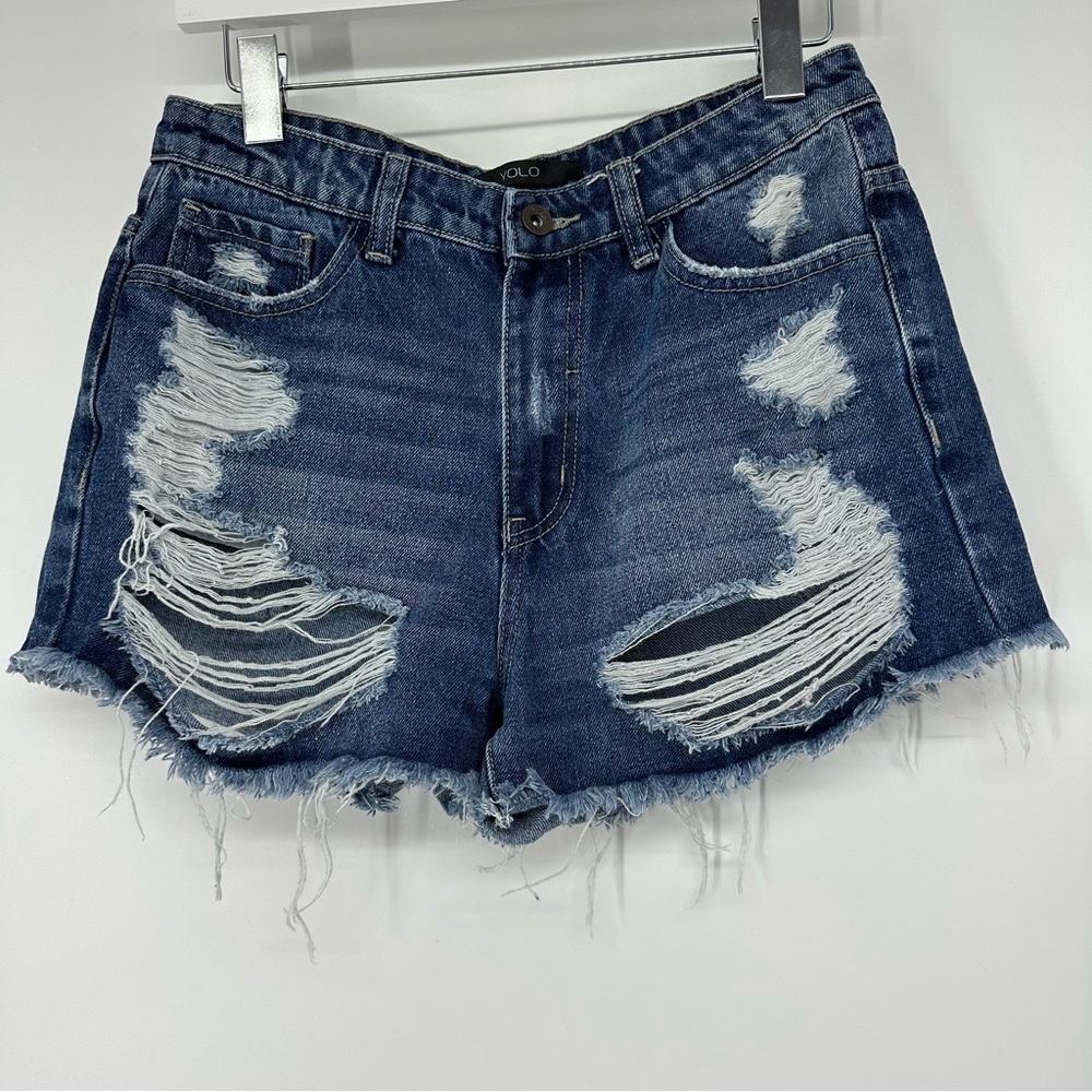 Yolo Shorts Size M